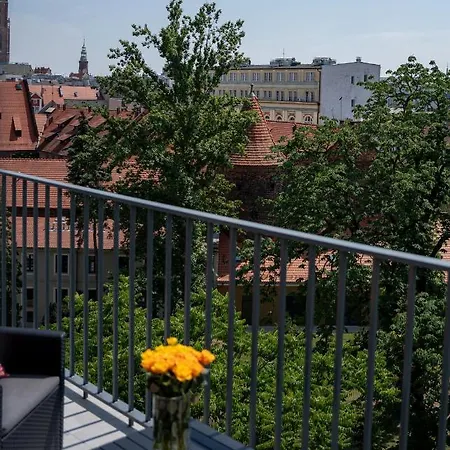 Bulwar Staromiejski, Old Town, Free Parking,
