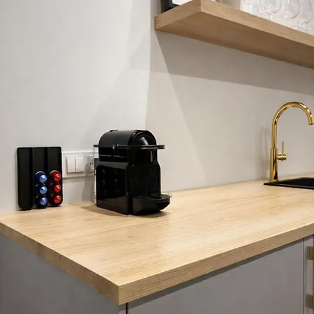 Bulwar Staromiejski, Old Town, Free Parking, Wrocław