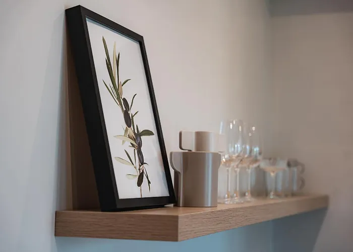 Bulwar Staromiejski, Old Town, Free Parking, * Wrocław