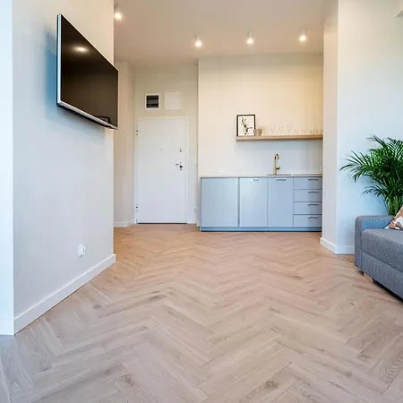 Apartament W Sercu Wroclawia, Garaz, 5min Do Rynku Wrocław